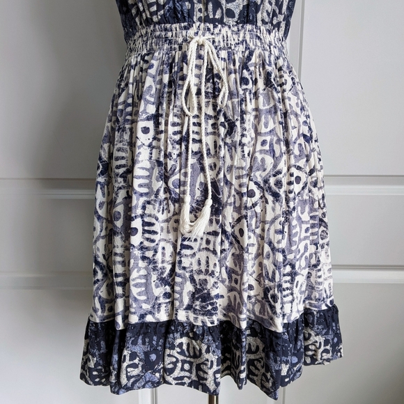 Free People Mini Dress Halter Neck Sleeveless Open Back Batik Blue Ivory S NWT - Picture 5 of 16